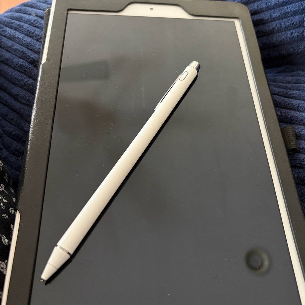 Amazon Fire Tablet HD 10 9th Generation - Picture 2 of 10